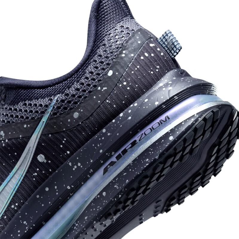 Nike Women's Pegasus Premium Running Shoes