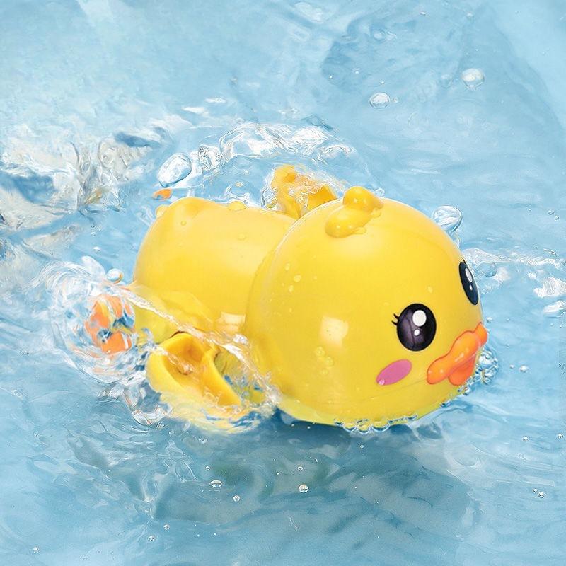 

Дитячі іграшки для купання. Симпатична качечка для купання. Іграшки для купання для малюків. Душ. Плавання у воді. Дитячі іграшки для дітей. Ванночка для новонароджених.