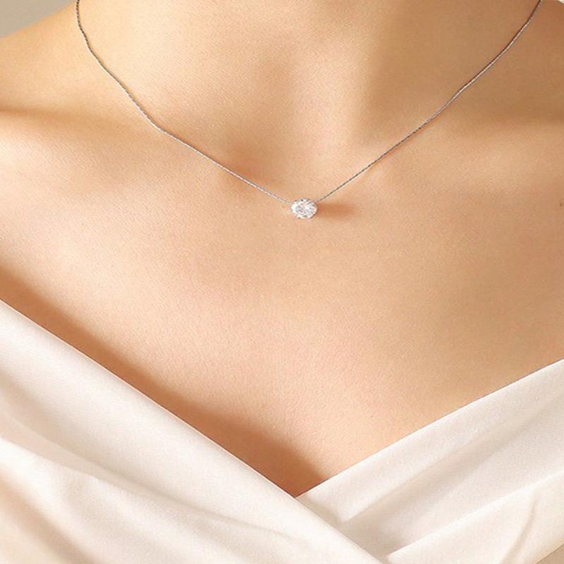 

1pc European and American Style Unique Design Gold 6 Claw Rhinestone Pendant Necklace for Women, Stainless Steel Lock Clavicle Chain Necklace&40+5cm серебряный