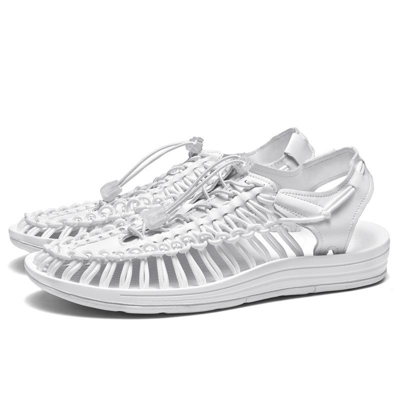 

Сандалии мужские лето 2025 новые мягкие пляжные туфли мужские модные плетеные пара повседневные спортивные шлепанцы мужские 38 белый