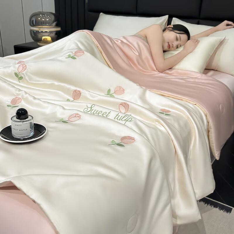 Ailan Huijia ZJ Summer Embroidered Cooling Quilt Collection