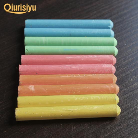 Түпнұсқа онлайн секс әрекеттері Жасырын камера: үй шаруасындағы әйел сантехникті азғырады (эротика)