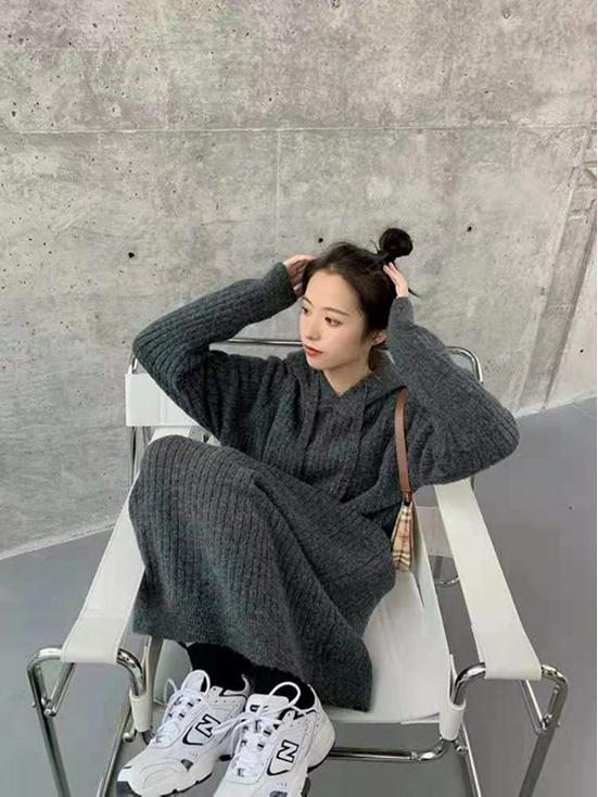 Vestido Suéter con Capucha para Mujer: Nuevo Otoño/Invierno Suelto, Casual, Tejido, Slim, Largo Medio, Estilo por Encima de la Rodilla.