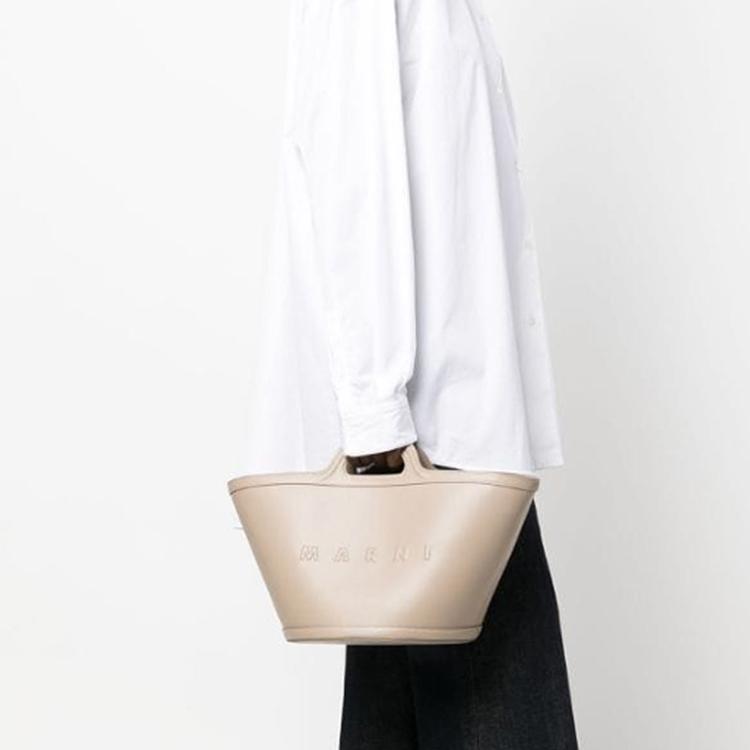 New MARNI Logo Embossed Top Handle Bag BMMP0097U0LV58900W51