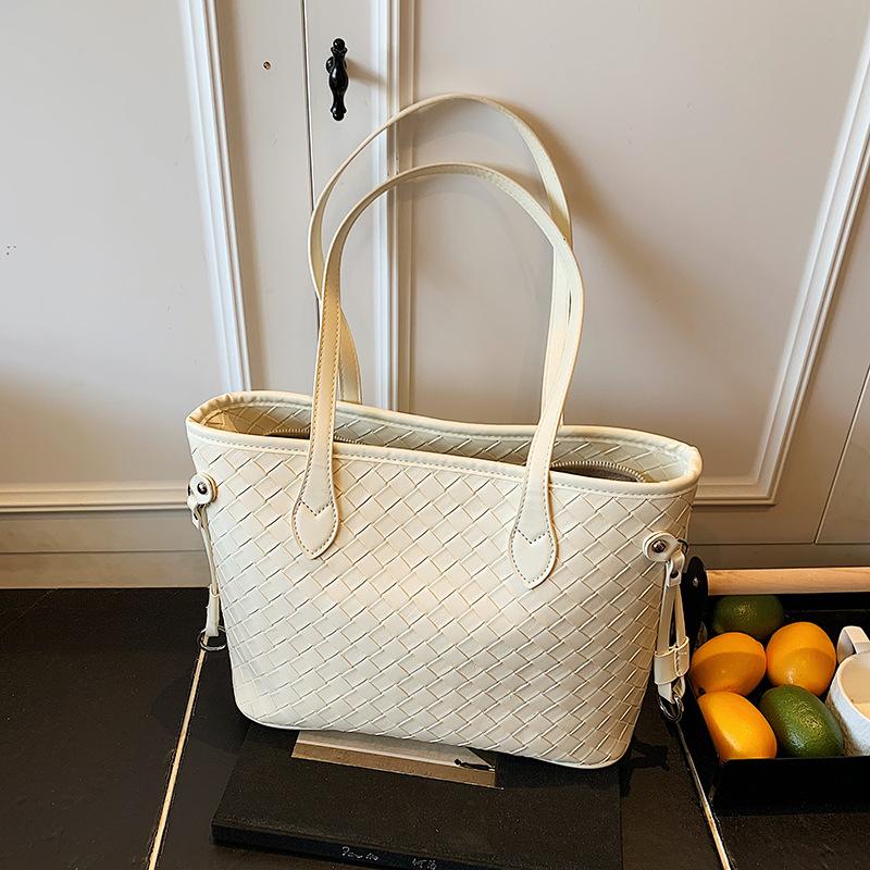 

Сумка большой вместимости женская 2025 новая плетеная сумка через плечо, высококлассная модная повседневная сумка-тоут белый