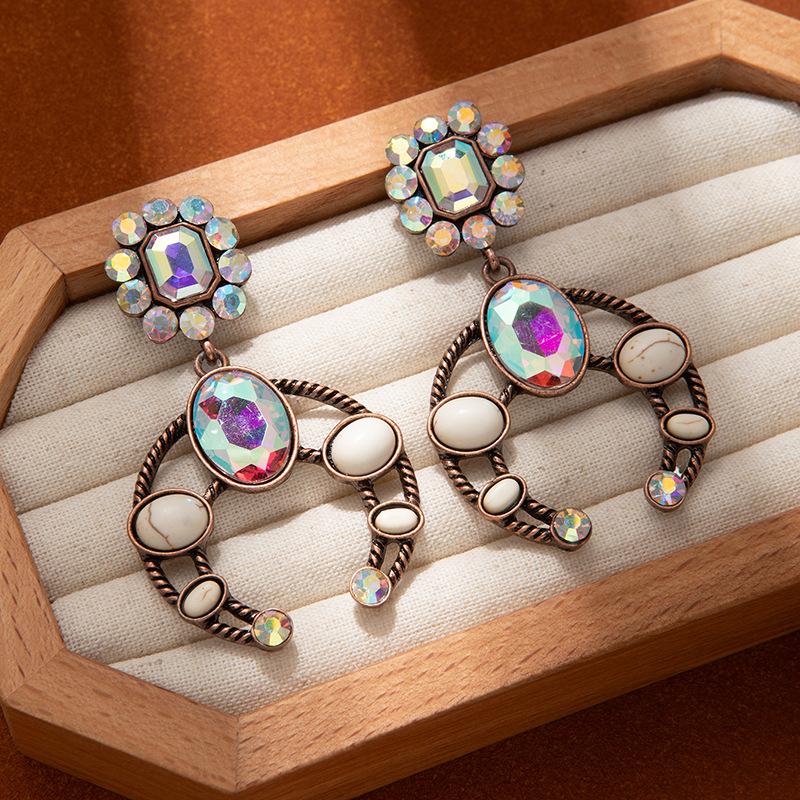 

Diamond Turquoise Moon Earrings, High-End Retro Ethnic Style Earrings, Female Bohemian Temperament Ear Jewelry