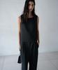 Beullaengkeulumumeon Sway Two-Pleat Pants_Black