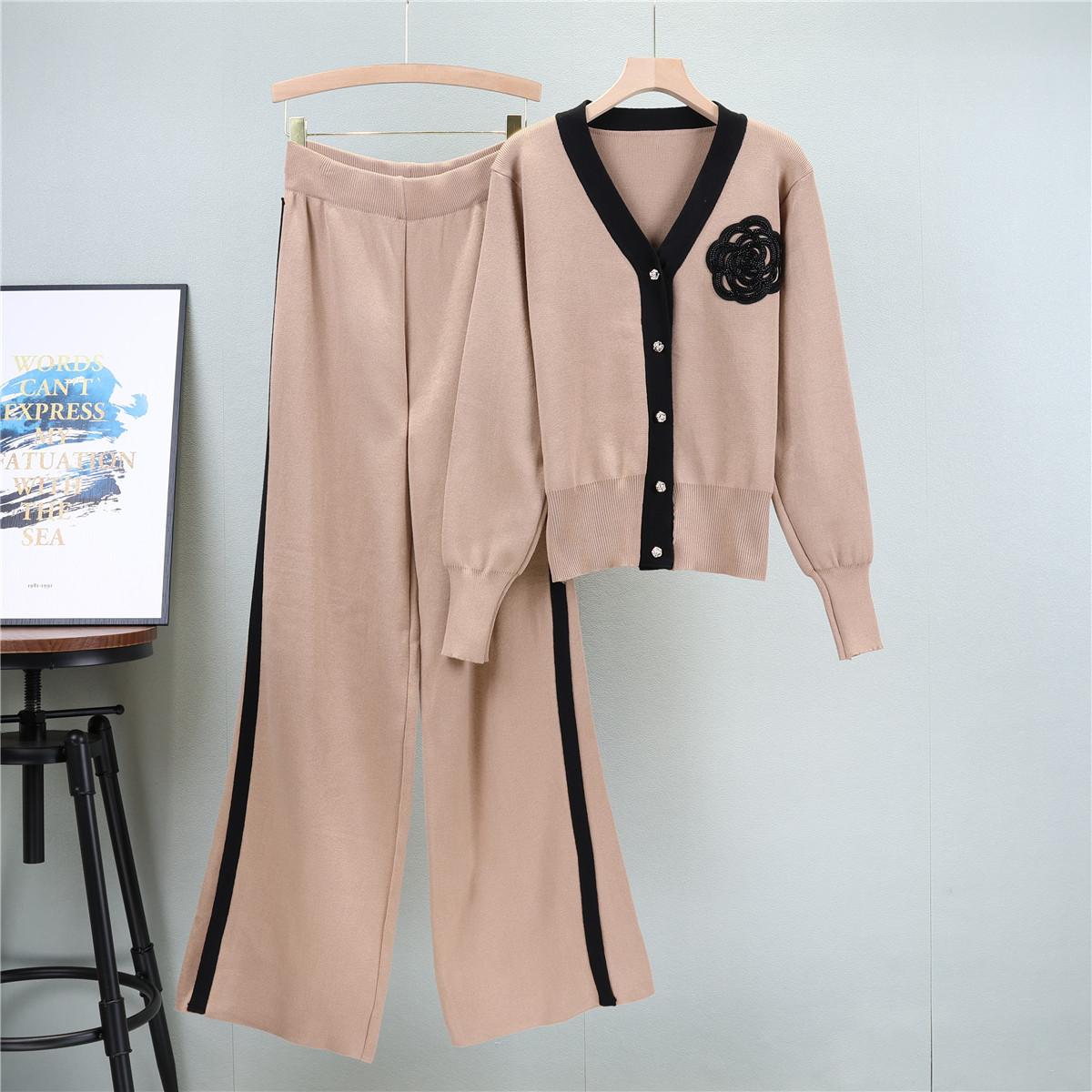 

Осенне-зимний женский свитер больших размеров, комплект из кардигана с длинными рукавами и V-образным вырезом, свободные широкие брюки One Size хаки