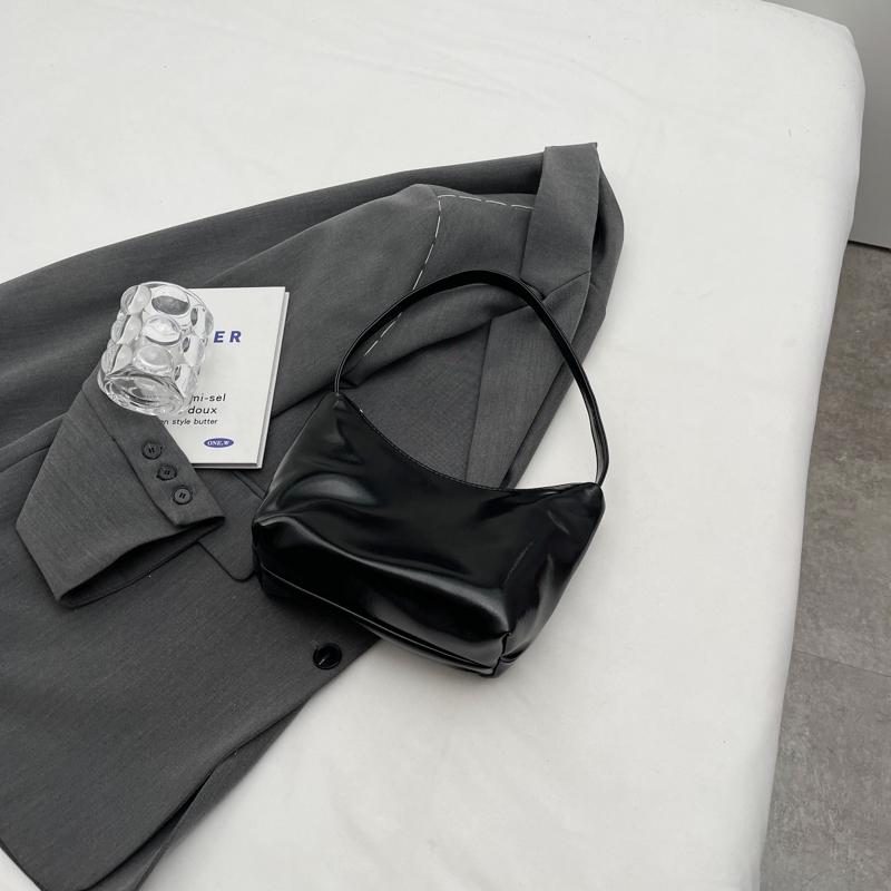 Bolsa de axila de couro vermelho para mulheres nova brilhante coreana de ombro único bolsa simples de noiva