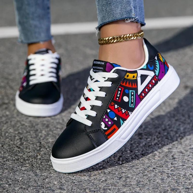 Women Shoes Lightweight Comfortable Walking Flats Sneakers Breathable Non Slip Vulcanized Shoes for Women Sports Shoes