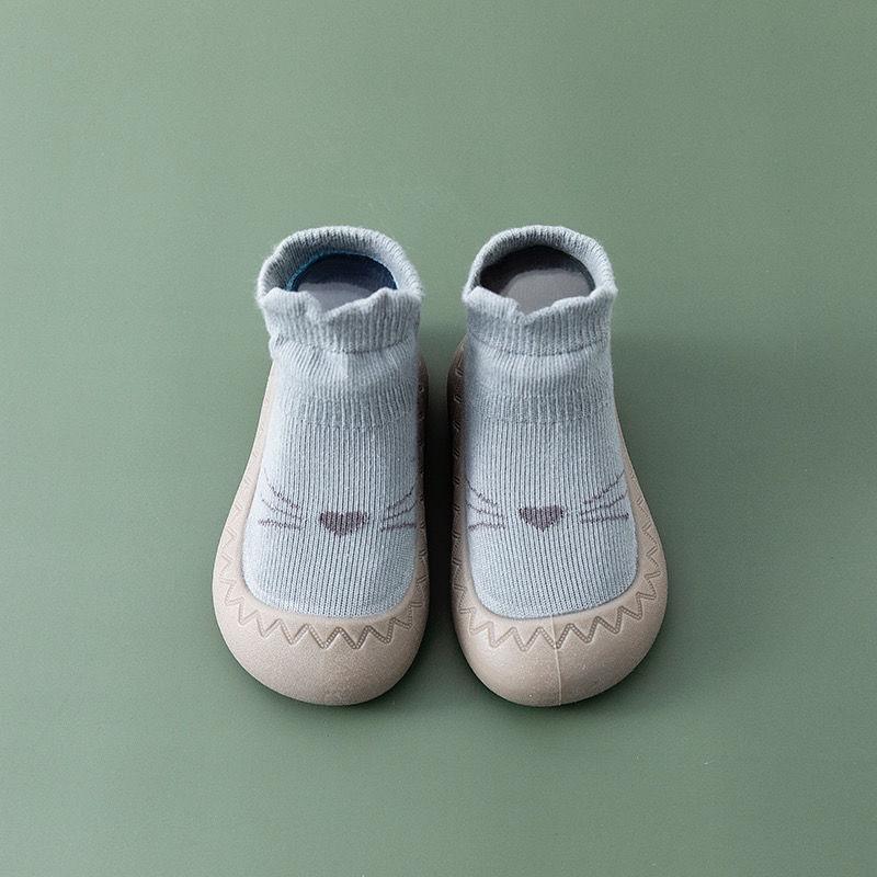 

2024 Spring/Summer Soft Sole Baby Walking Shoes, Non-Slip Infant Prewalker Floor Socks for Boys and Girls Size 22 (13.2cm inner length)