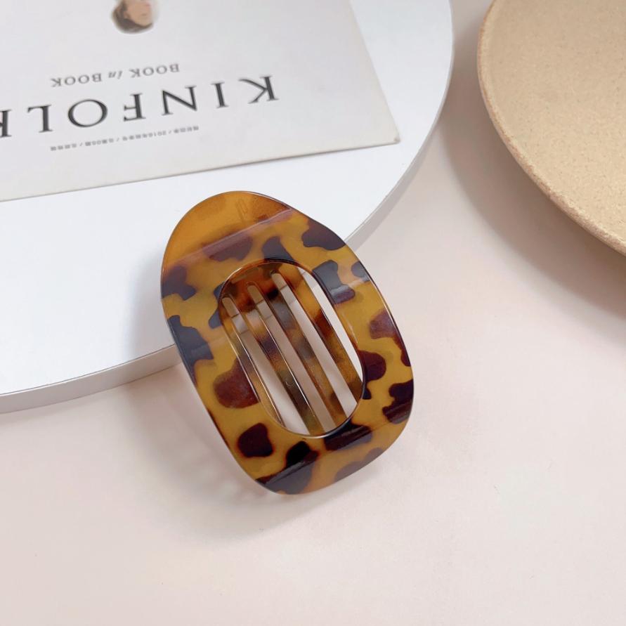 Mode Oval Haarklammer für Damen Neues Design Leopard Gebogen Flach Styling Haarspange Acryl Geometrisch Haarspange Accessoires