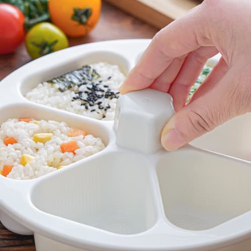 Onigiri Mold, Triangular Sushi Mold, 6-piece Onigiri Maker, Large Onigiri Mold, Large Onigiri Maker, Polypropylene Onigiri Maker with 6 Holes, Triangu