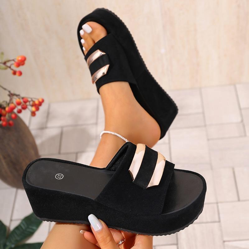Fashion Sandals and Slippers Women's Summer Wear New Platform Heightened Casual Beach Sandals Rhinestone Flip-flops