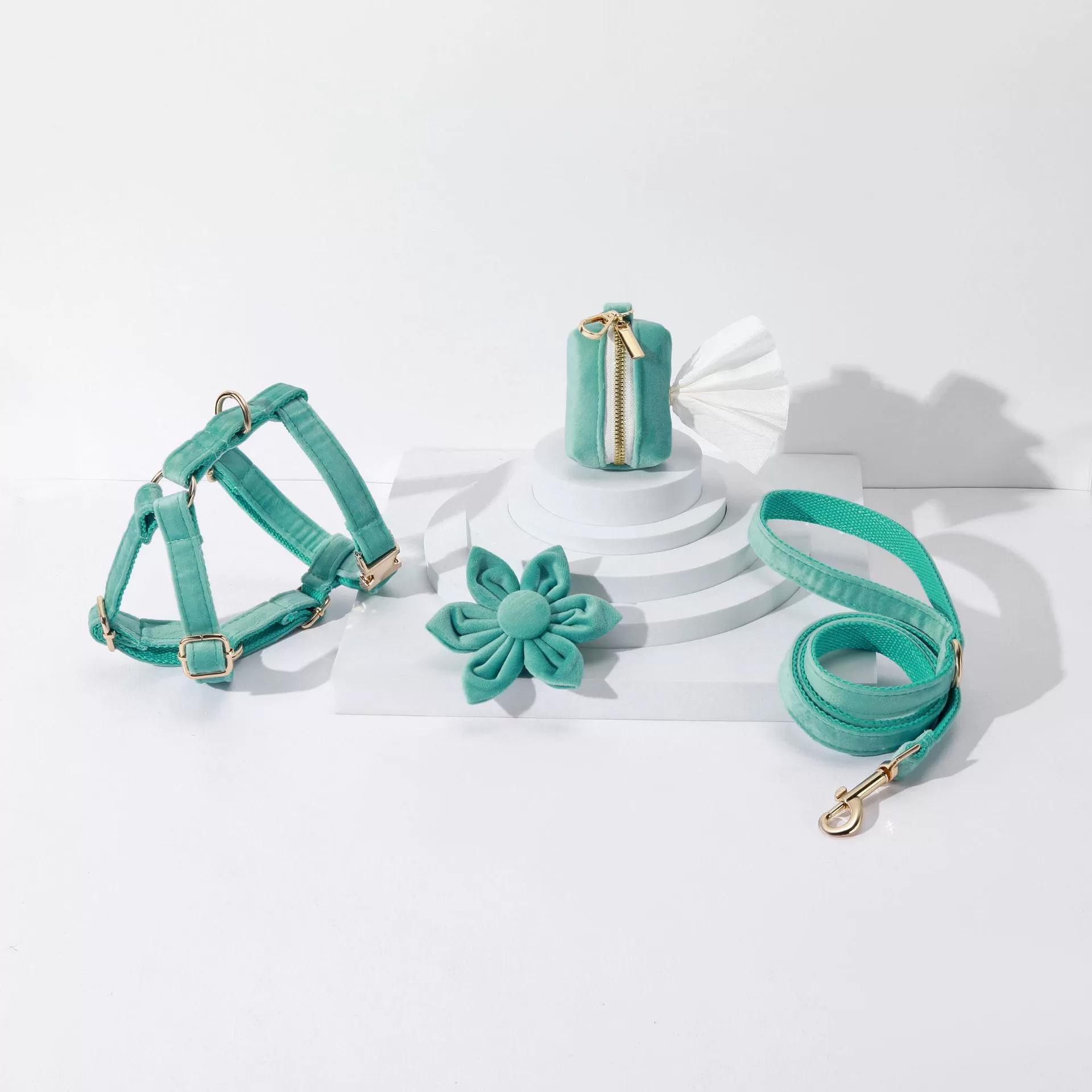 Pet Accessories Luxury Dog Harness Set Dog Traveling Walking 6-Piece Set Lake Green Velvet Dog Collar and Leash Set (as the picture,S)
