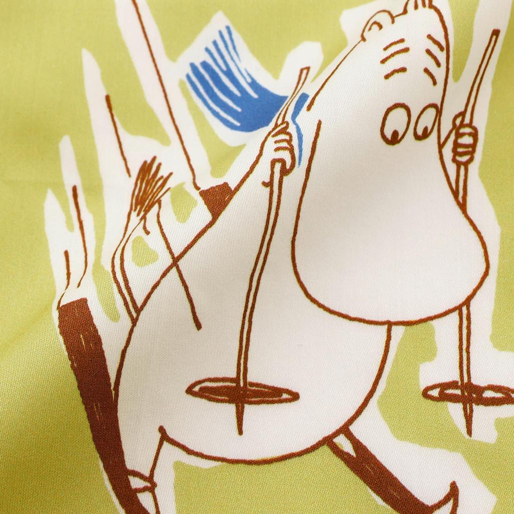 Quarter Report Moomin In the Snow In Moomin 50cm W X 50cm Cotton In (MOOMIN) Handkerchief, "Playing Valley," Mustard, Approx. H, 100% [Made Japan]