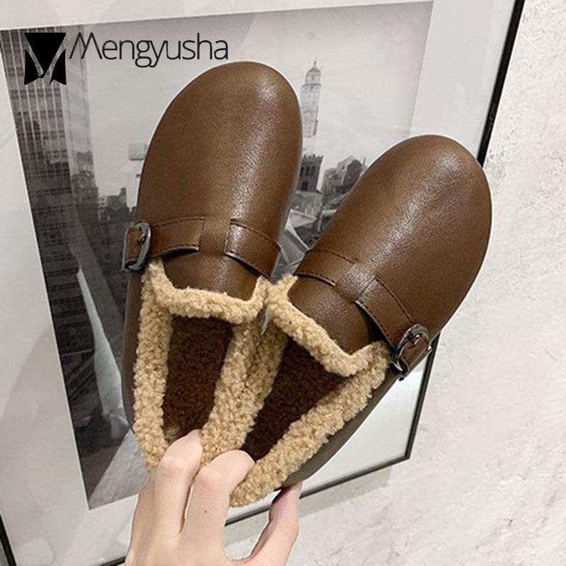 Retro Casual Winter Cotton Shoes Women Buckle Band Wool Fur Flats Woman Round Toe Loafers Fur Moccasins Warm Plush Sneakers 2024