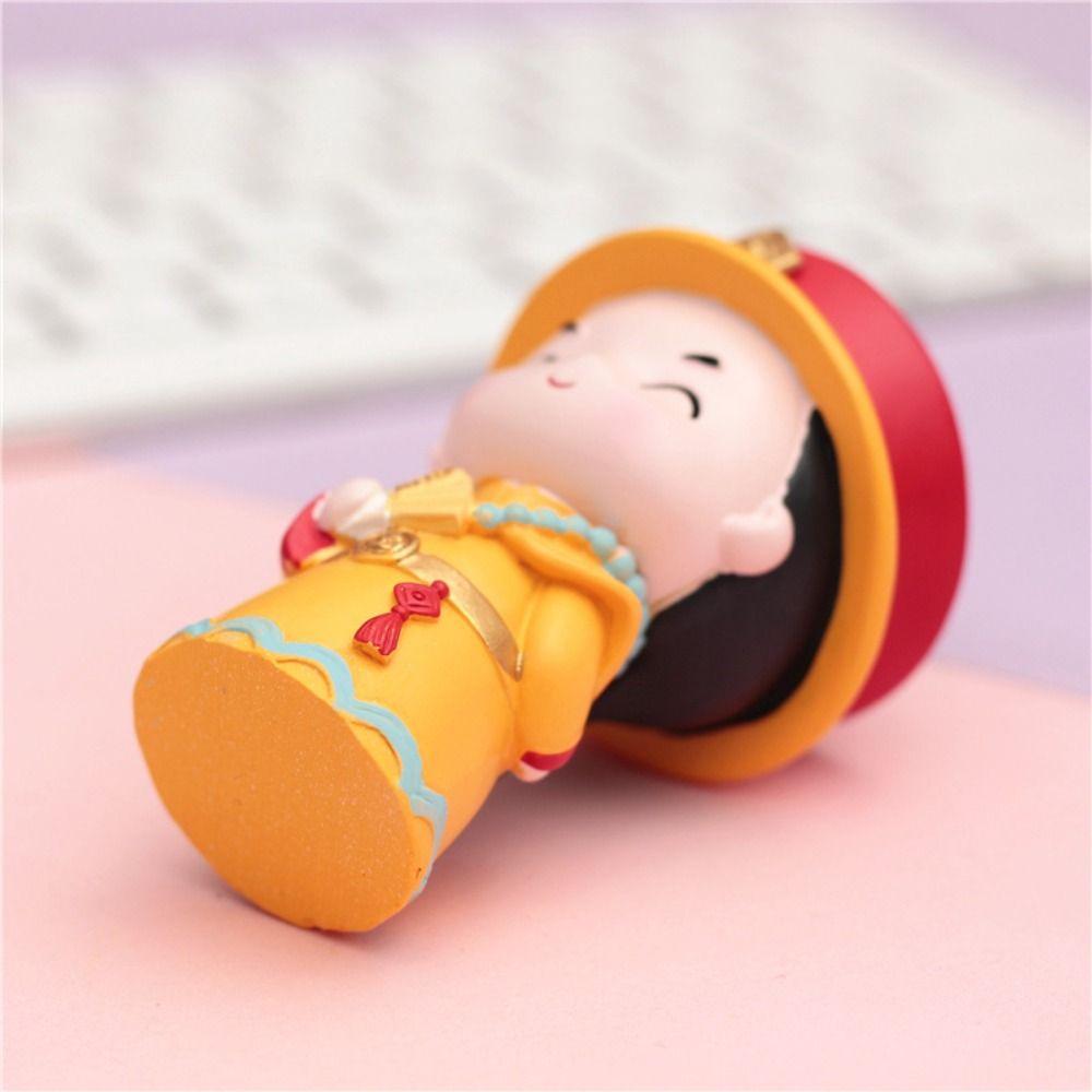 Chinese Emperor Chinese Emperor Empress Figurine Chinese Style Resin Queen Ornament  Girls