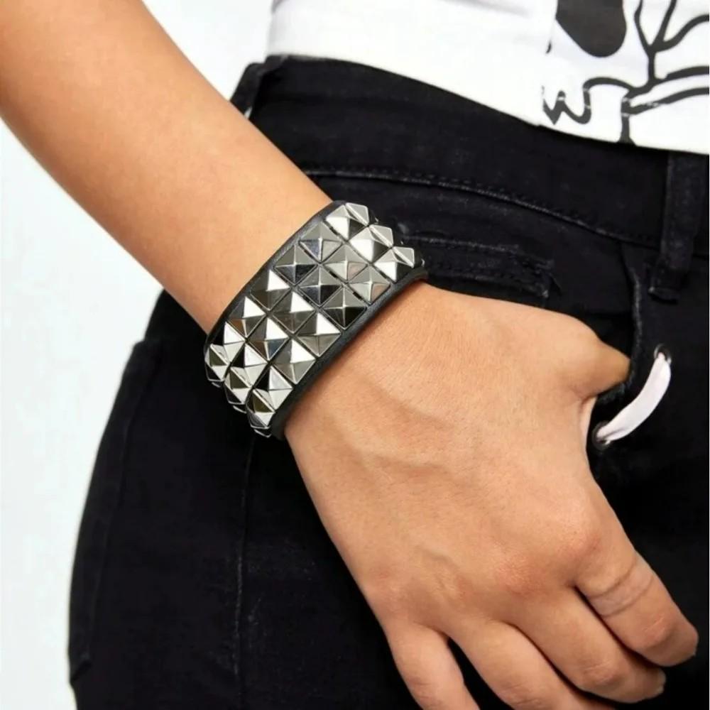 Black Leather Goth Square Washer Rivet Bracelet Cuff Wristband Punk Stainless Steel Bracelets for Armbands Men Women Party Gift