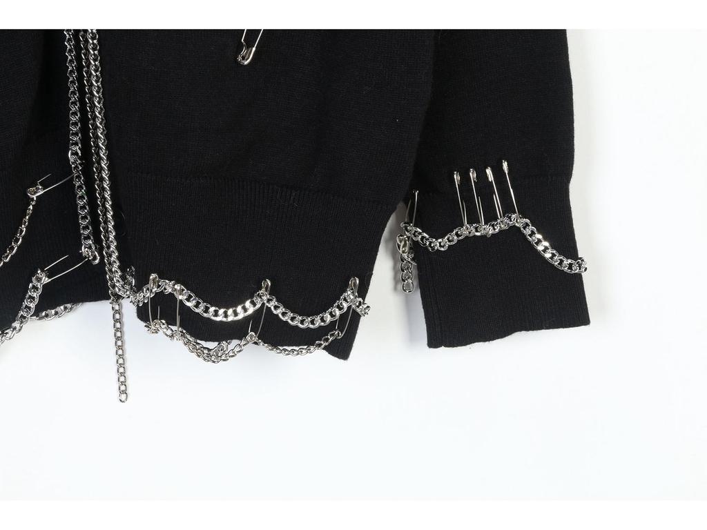 Cárdigan Negro Holgado de Punto con Cadena de Imperdible - Inspirado en el Estilo de HyunA