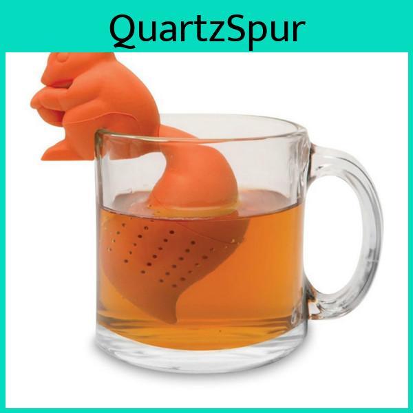 Poop Shaped Tea Strainer With Silicone Design For Tea Parties**