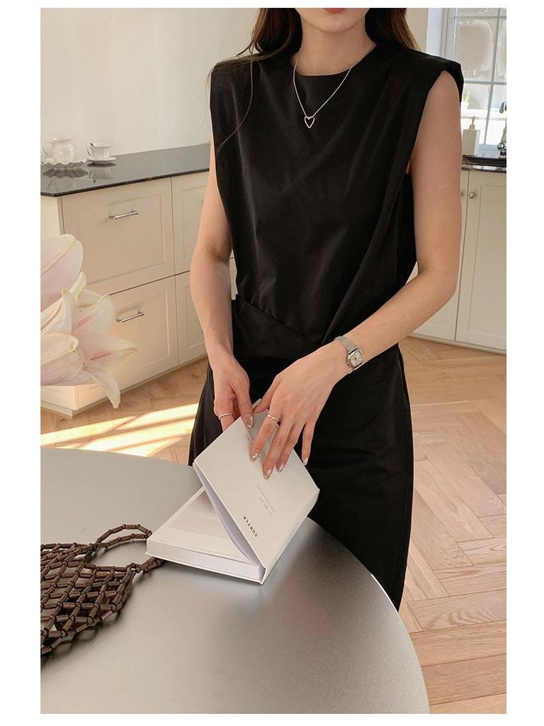 Women's Elegant Black Sleeveless Dress with Belted Flowing Ribbon