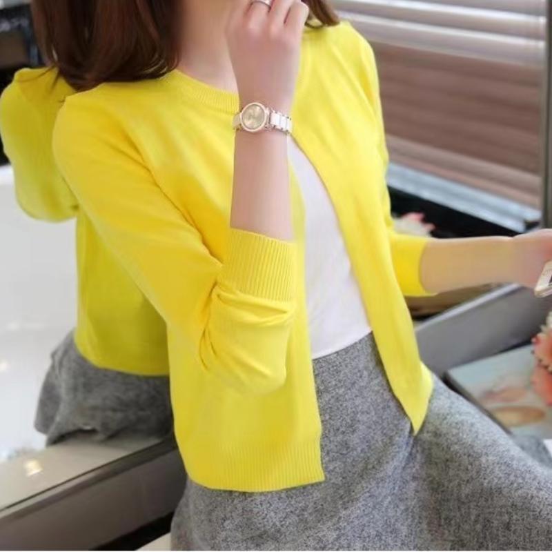 Pletený svetr dámské 2019 podzimní dámský svetr s dlouhým rukávem na jeden knoflík, černá bílá