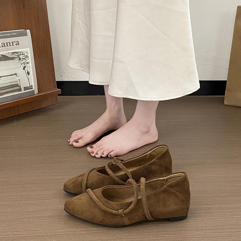 

2025 autumn new pointed thin strap shallow mouth women s shoes fashionable versatile inner height increase late evening wind Mary Jane single shoes 40 хаки