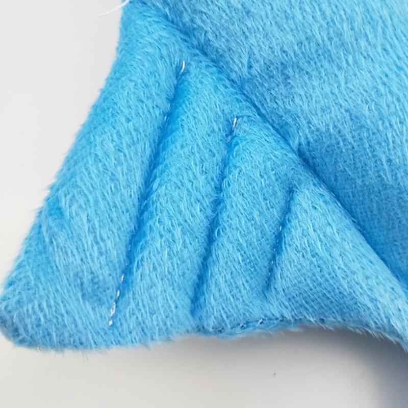 Students Taking Photo Hairband Stuffed Fish Shape Hair Hoop for Halloween