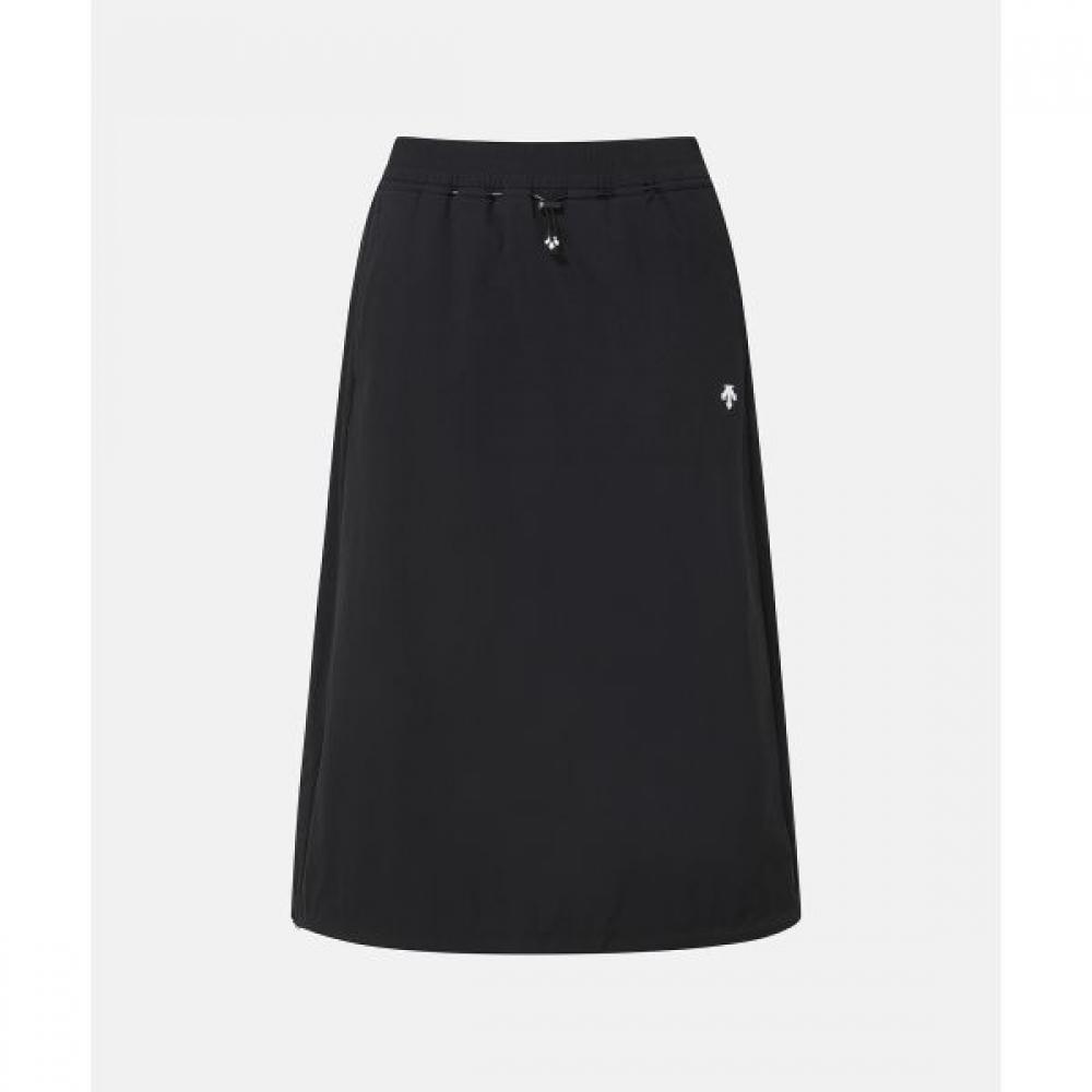 

DeScente Women S Lightweight Woven Long Skirt Black BLK0BLACK/70