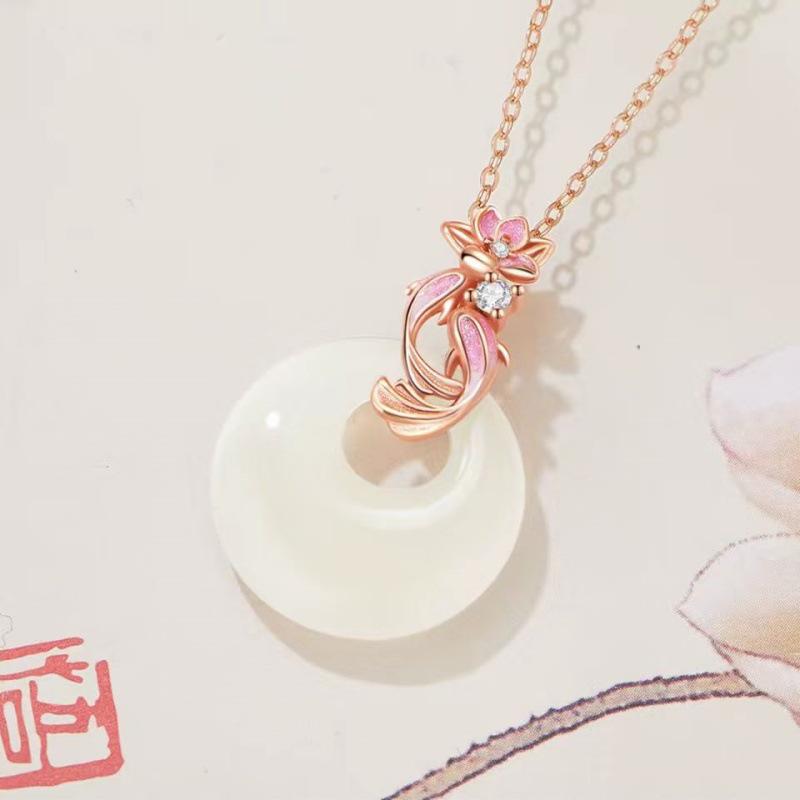 Lotus Joy Koi Fish Peace Buckle Necklace: Women's Chinese-Style Retro Luxury Clavicle Chain.