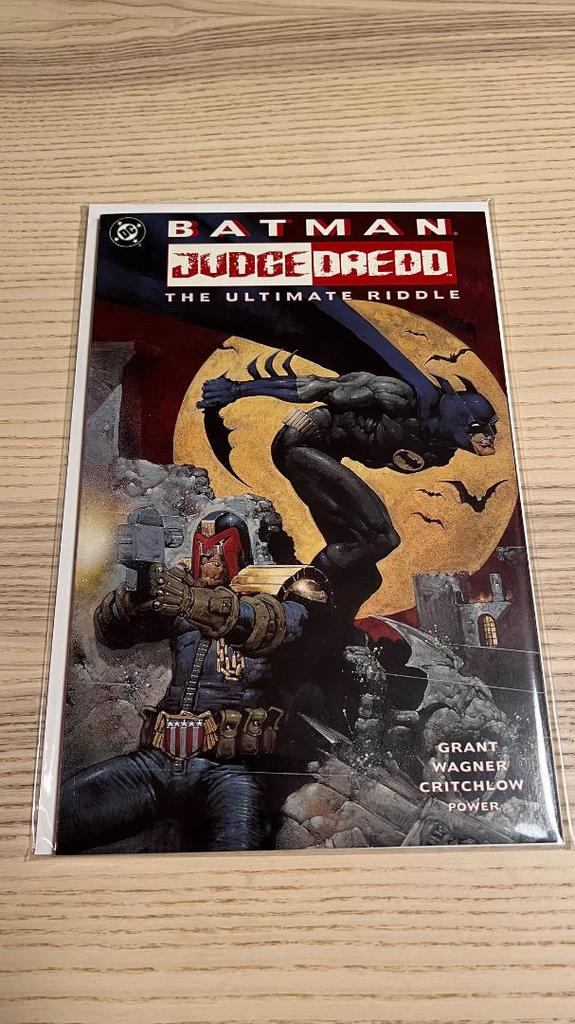 [USED] Batman / Judge Dredd 3 Pack