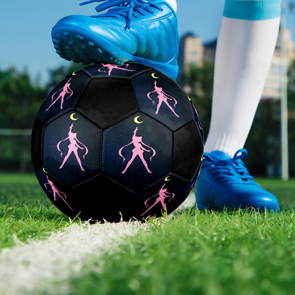 Sailor Moon Theme Size 5 Soccer Ball, Suitable for Both Indoor and Outdoor Matches, a Gift Suitable for Everyone.