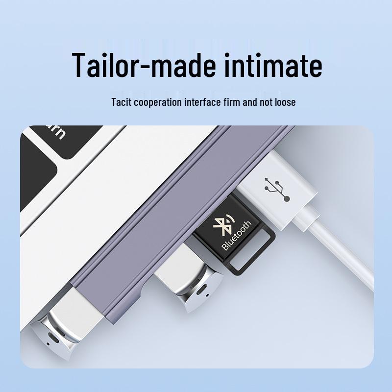 Aluminum USB-C 4-Port Hub with Side-Curved Design