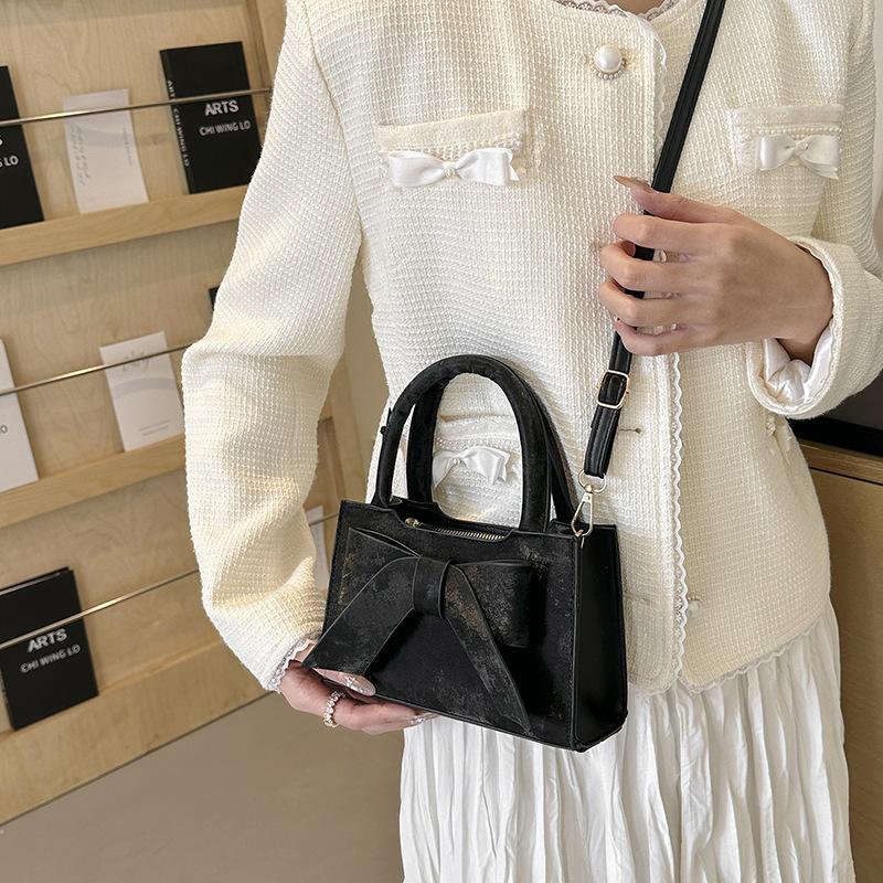 Retro Fashionable Handbag Bag Women's New Spring Texture Niche Crossbody Bag Korean Style Handbag Small Handbag Bag Women