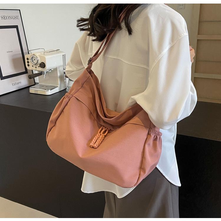 2025 Spring/Summer Versatile Large Capacity Korean Style Tote Bag for Women - Casual and Stylish Cloth Bag for Students
