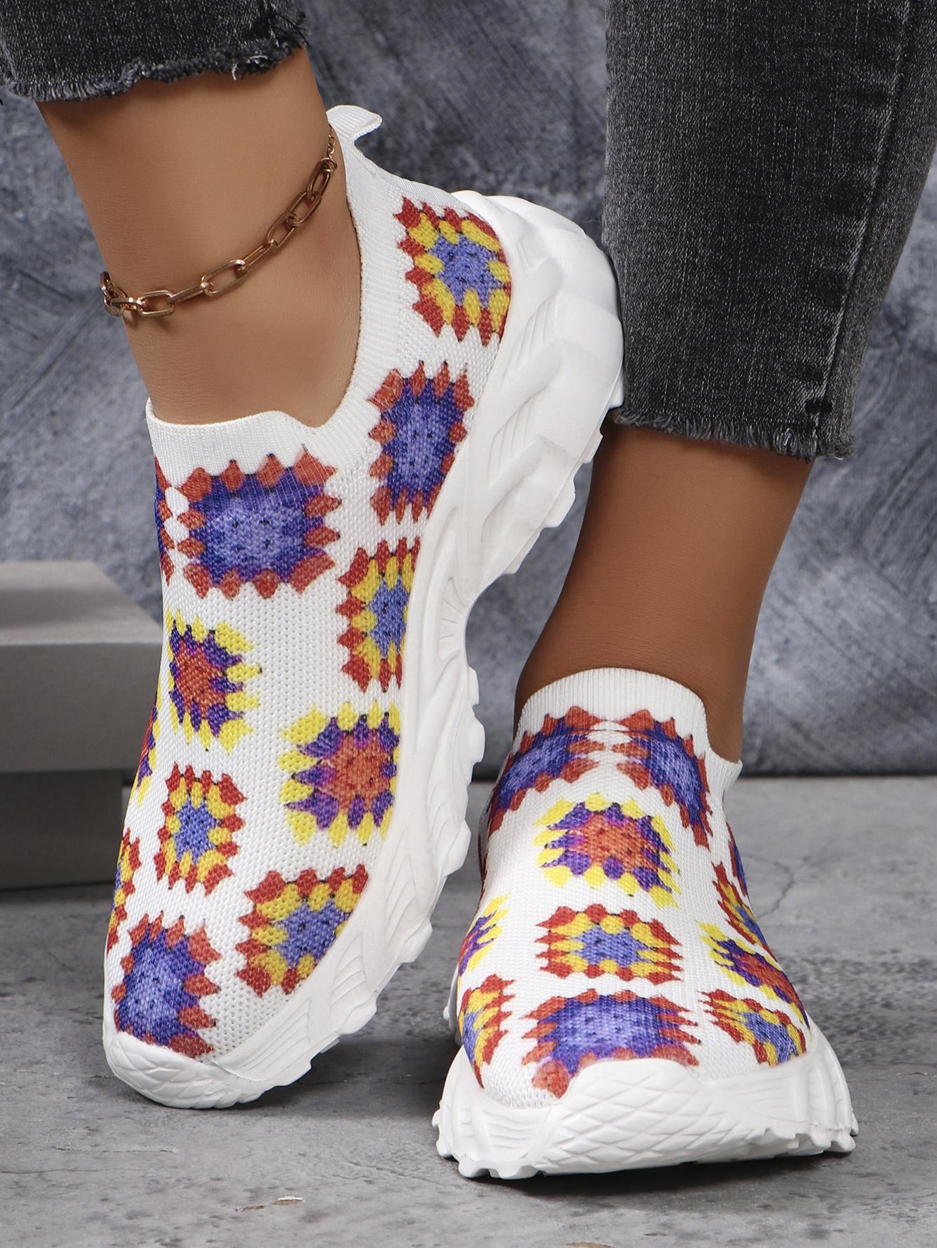 

мода Модные окрашенные вязаные кроссовки женские летние 2024 года дышащие сетчатые туфли без застежек на толстой подошве повседневные туфли на плоской подошве женские теннисные 37 белый