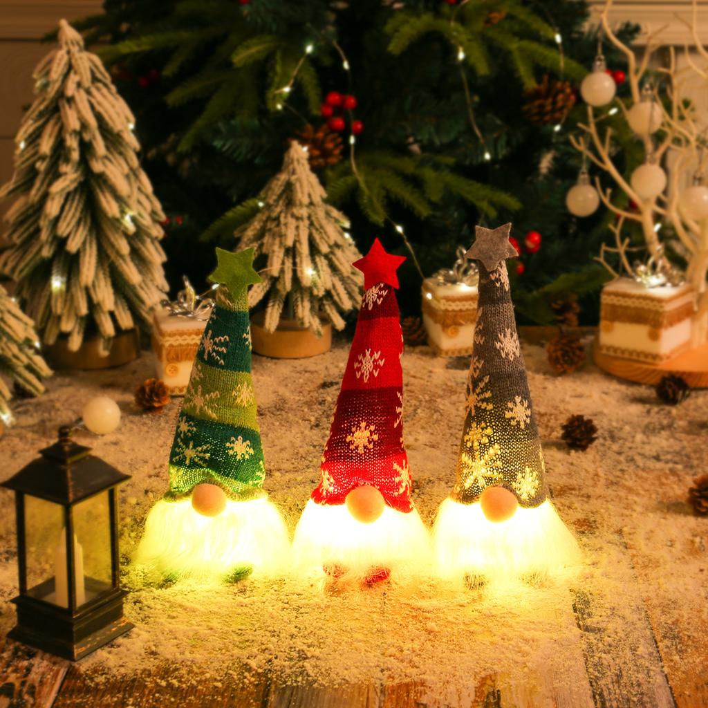 Christmas Gnome Ornaments with LED Light, Hand-Knitted Plush Doll for Tree & Home Decor, Cute Gift for Kids