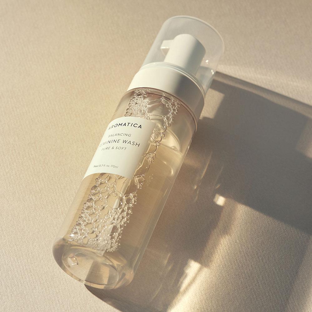 Aromatica Pure And Soft Feminine Foaming Wash 170ml | Vegan, PH-Balanced, Natural Ingredients, Unscented, No Irritation, For Sensitive Skin