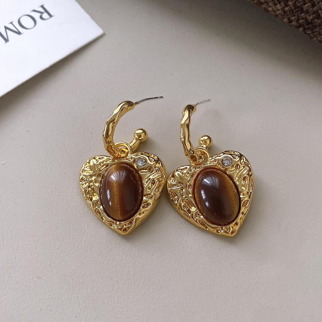 Melanoid Tiger Eye Heart Stud Earrings - Luxurious Fashion Jewelry Design