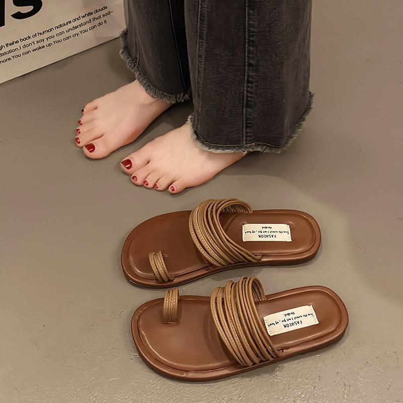 

Niche design cover toe cool slippers women s 2025 new summer wear with skirt flat beach Roman sandals 40 темно-коричневого