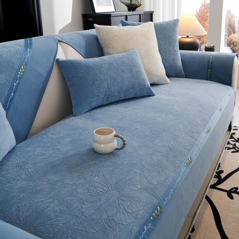 Chenille Jacquard Sofa Cushion Non-Slip Universal Four Seasons Living Room Straight Row Sofa Cover Backrest Towel
