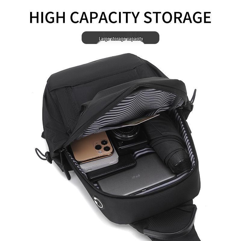 Unisex Fashion Chest Bag: Trendy, Lightweight, and Ideal for Casual Travel or Commuting.