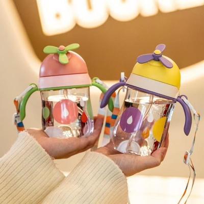 New 250/300ml Water Sippy Cup Cartoon Portable with Handle Water Bottles Silicone Straw Leakproof Straw Good-looking Bottle Kids