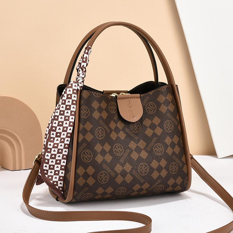 Popular bucket bag women's messenger bag 2025 new trendy fashion women's portable shoulder bag