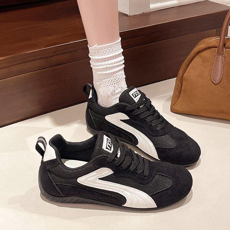 Leather Soft-soled Racing Shoes/white and Red German Training Shoes for Women 2025 Summer Thick-soled Versatile New Mesh Board Shoes for Women