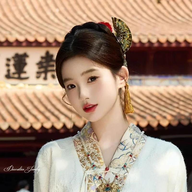 2024 Chinese Style Metal Fan Tassel U-Shape Hairpin for Women - Hair Stick Accessories for Qipao & Ma Mian Skirts