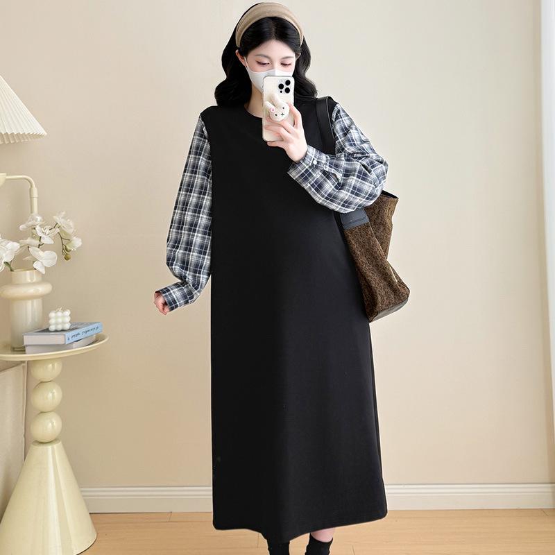 2026 Spring Korean Style Plaid Patchwork Maternity Hoodie Dress - Loose, Comfortable, Fake Two-Piece