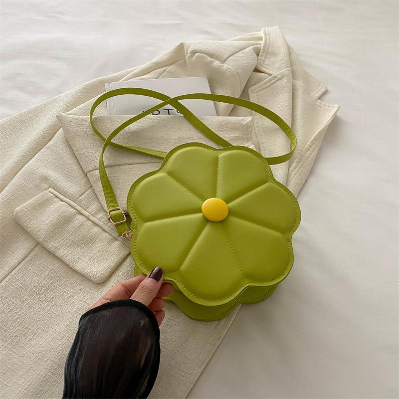 

This year s popular small bag women s 2024 summer new beautiful fashion shoulder bag casual trend small round messenger bag зелений