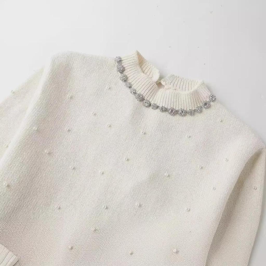 2024 Spring Women's Fashion Round Neck Sweater with Pearl Decor